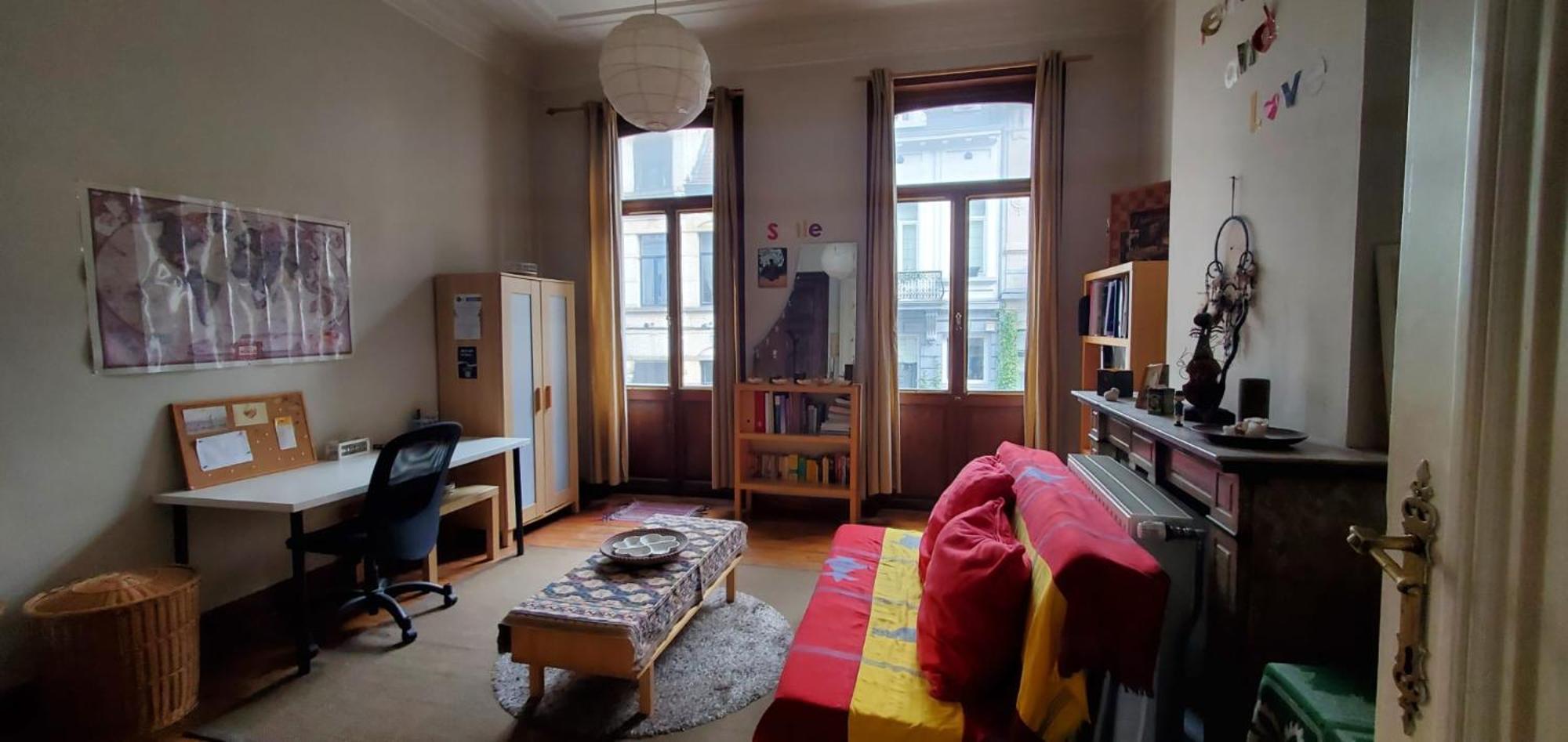 Historic Apartment *